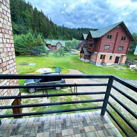 Під Магурою Hotel Vorohta Exterior foto