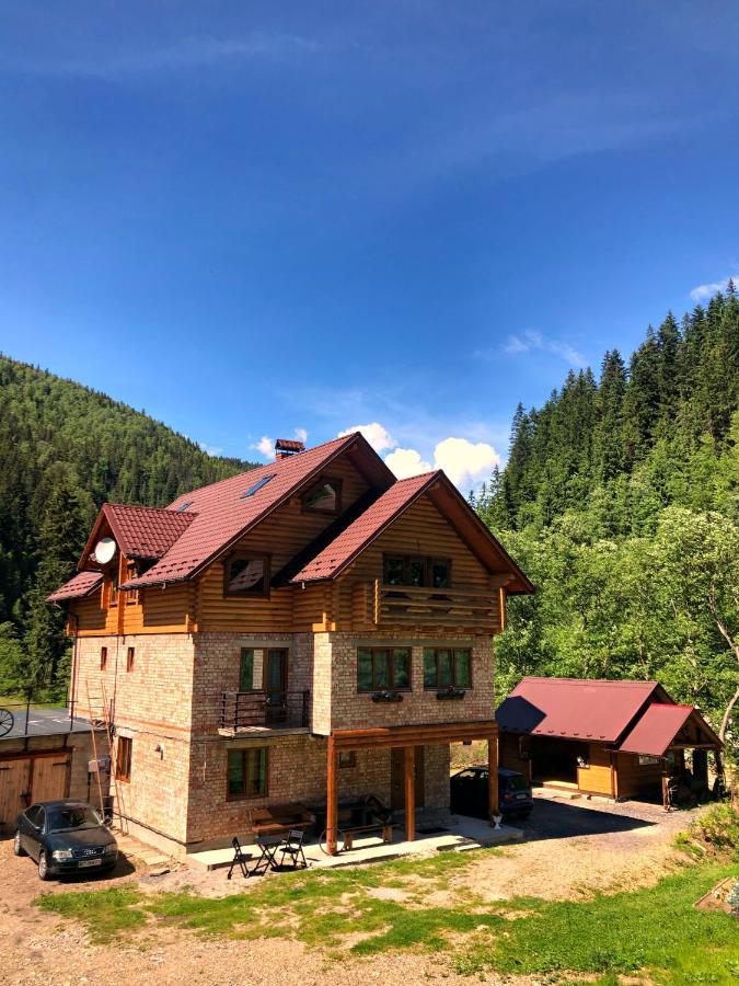 Під Магурою Hotel Vorohta Exterior foto