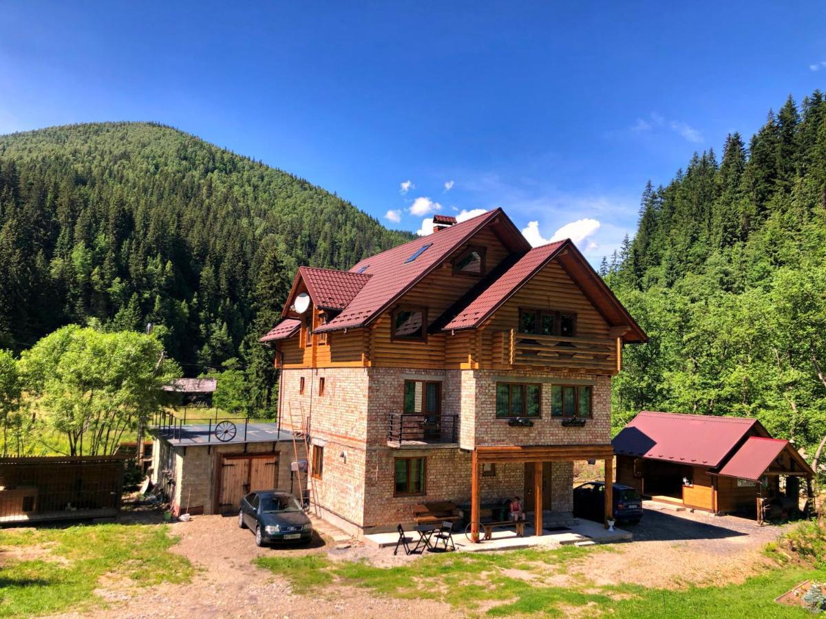 Під Магурою Hotel Vorohta Exterior foto